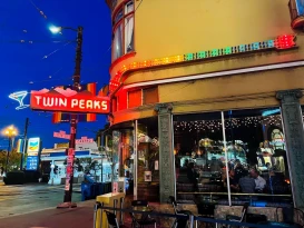 Twin Peaks Tavern SF gay bar
