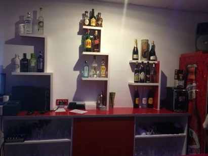 사우나 돌담