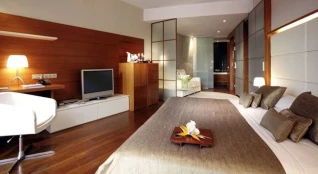 Sofitel Barcelona Skipper