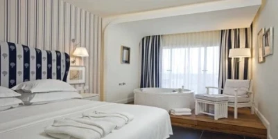 Shalom Hotel and Relax