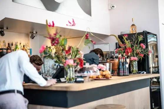 Caf&eacute;s & Restaurantes Gay de Amsterd&atilde;