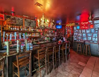 Toronto Gay Bars & Clubs