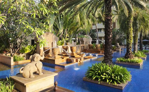 Το Holiday Inn Resort Phuket