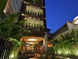 Anoma Boutique House