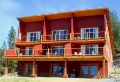 Crooked Tree Guest Suites