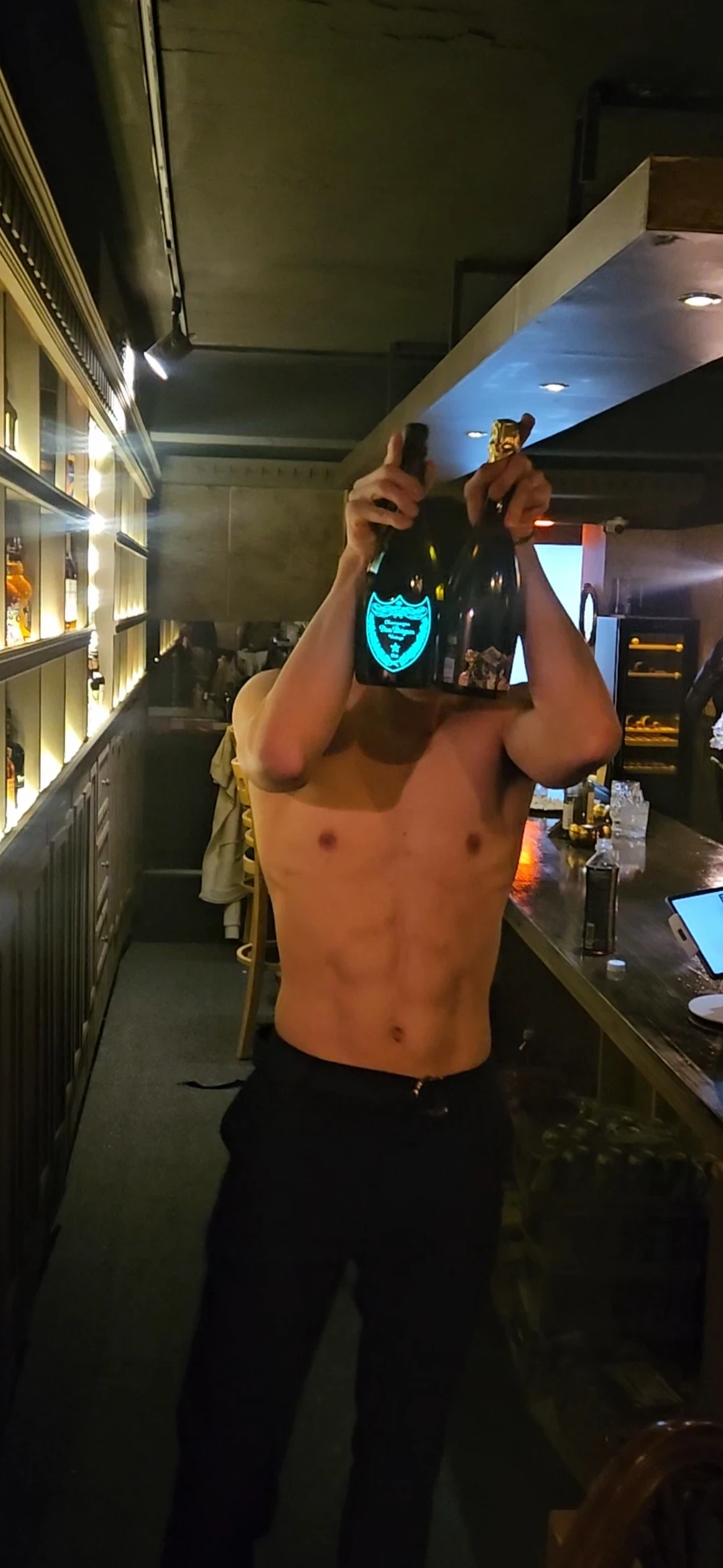 JR Bar