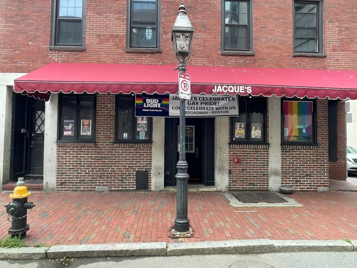 Jacques' Cabaret Jacques' Cabaret