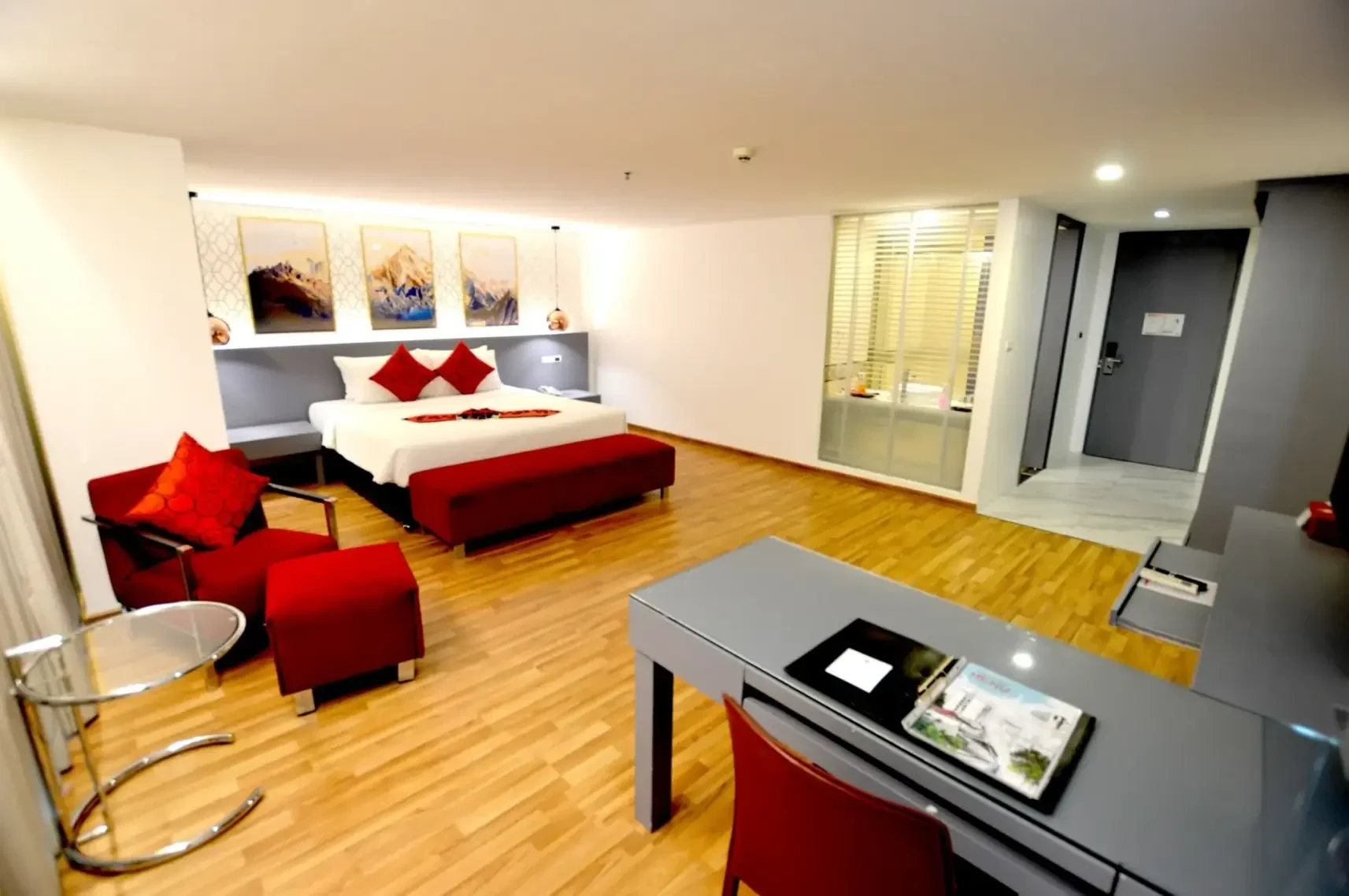 I Residence Hotel Silom