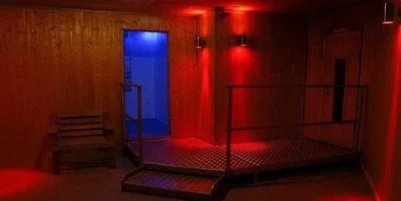Base Newcastle Upon Tyne gay sauna