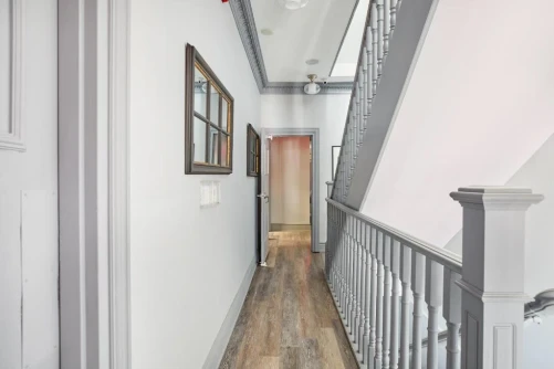 Wellesley Manor Toronto