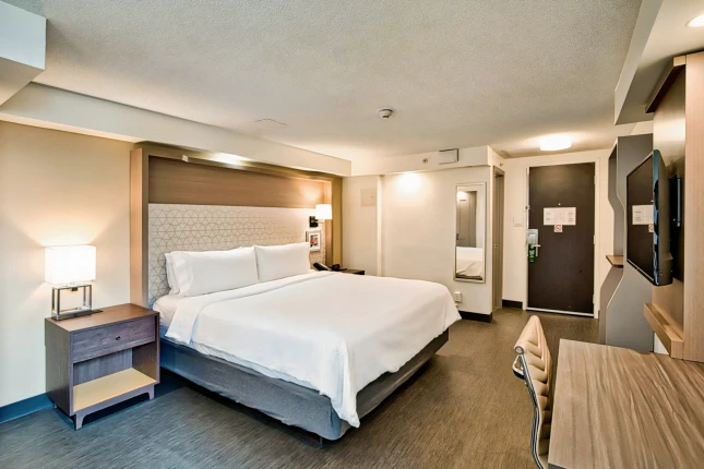 Holiday Inn Toronto
