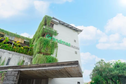 Grandmas Hotel Seminyak