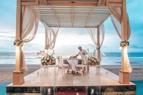 The Seminyak Beach Resort main 塞米亞克海灘度假村與水療中心