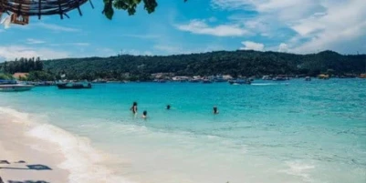 Phi Phi Cliff Beach Resort