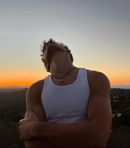 It's Always Sunny Spa: The Erotic Experience for Gay Men