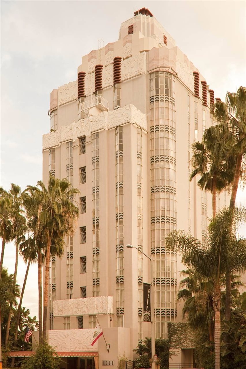 Отель Sunset Tower