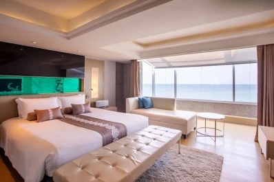 Royal Wing Suites & Spa