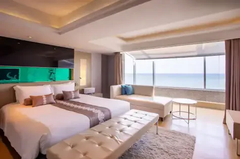 Royal Wing Suites & Spa