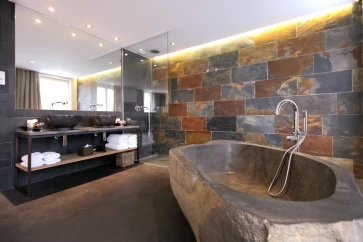 Hidden Hotel by Elegancia