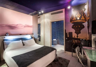 Apostrophe Hotel