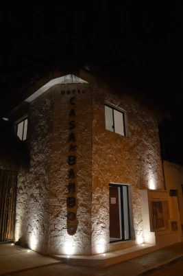 Hotel Casa Bambú