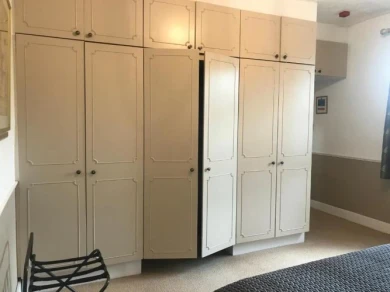 Bridge Farm Hotel