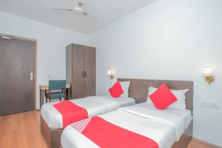 OYO 12525 Aditya Inn