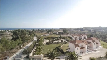 Cavaliere Houses