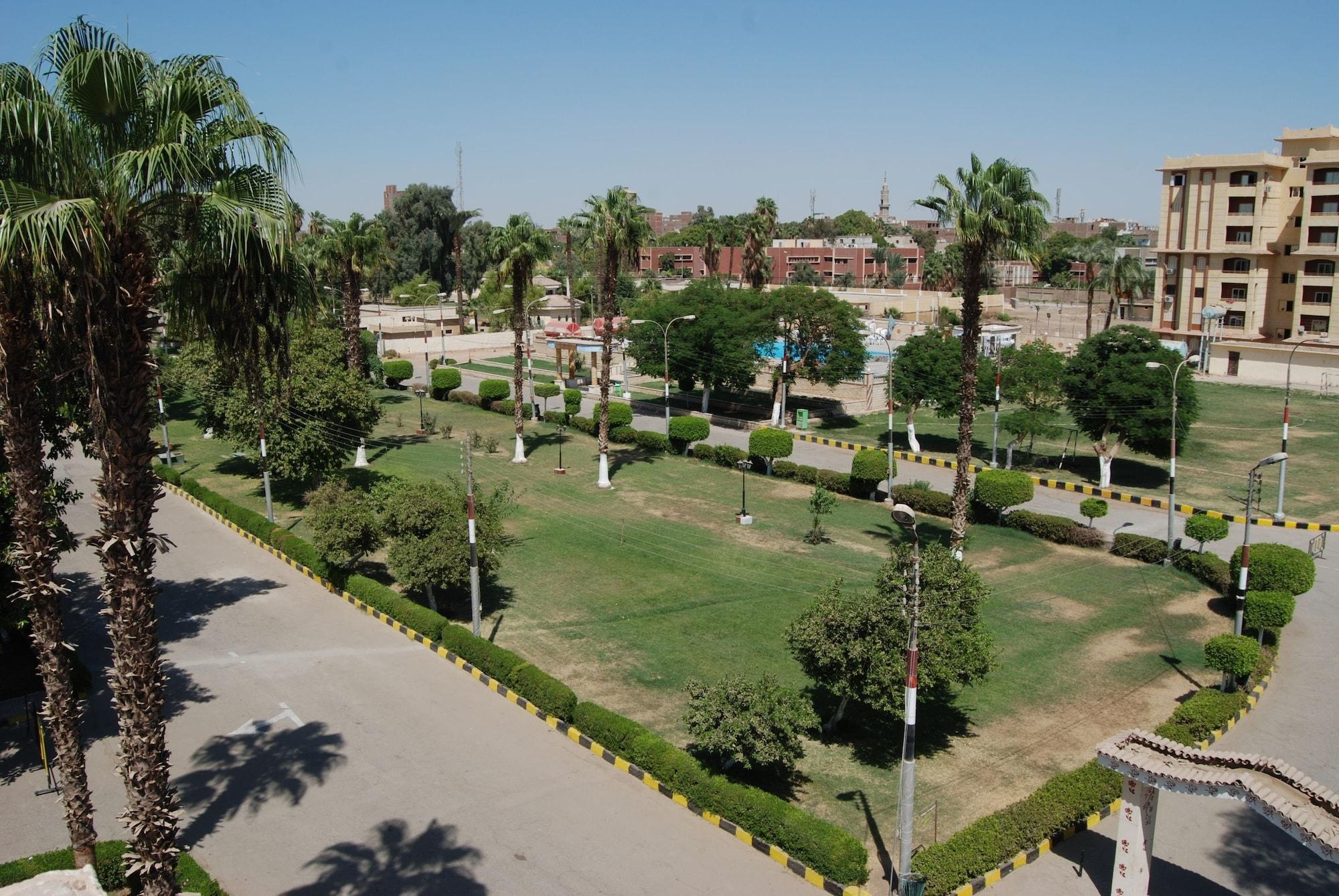 Assiut Hoteles Fuerzas Armadas