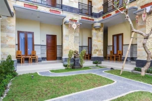 RedDoorz @ Subak Sari Seminyak