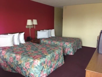 Super 7 Inn Siloam Springs