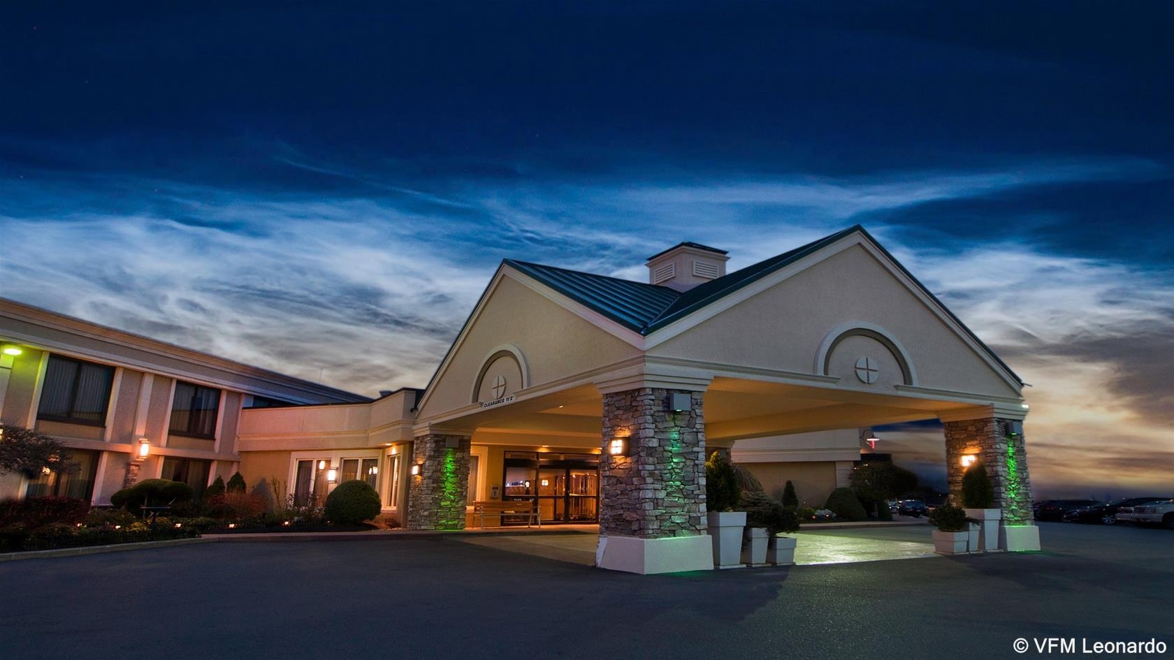 Buffalo Airport Hotel