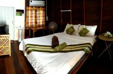 Happy Guesthouse Bungalow