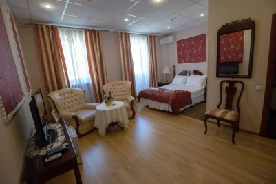 N-House Hotel
