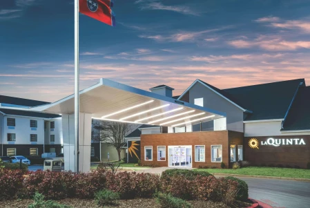 La Quinta Inn Suites Chattanooga Hamilton Place