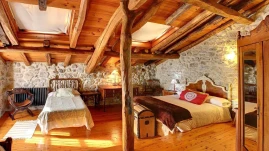 Casa Rural Susaron