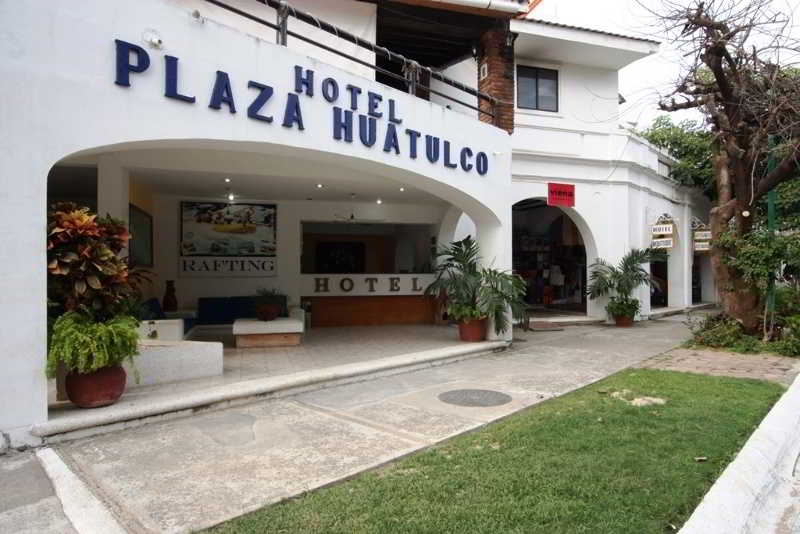 Plaza Tangolunda