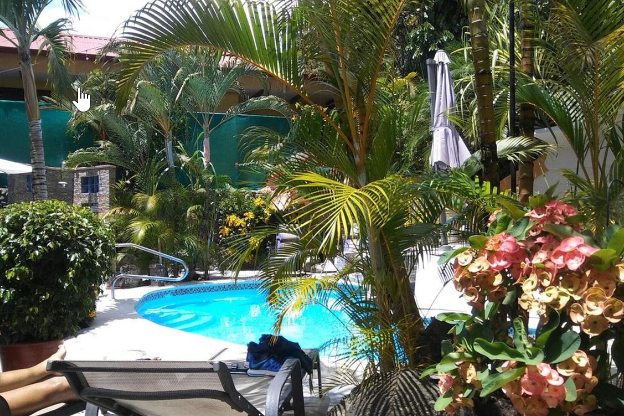 Coyaba Tropical Elegant Adult Guesthouse