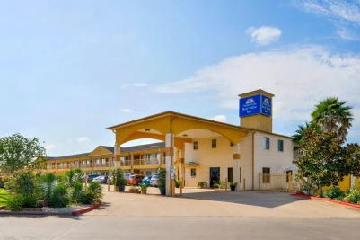 Americas Best Value Inn and Suites-Waller Prairie