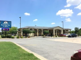 Americas Best Value Inn and Suites University Ave