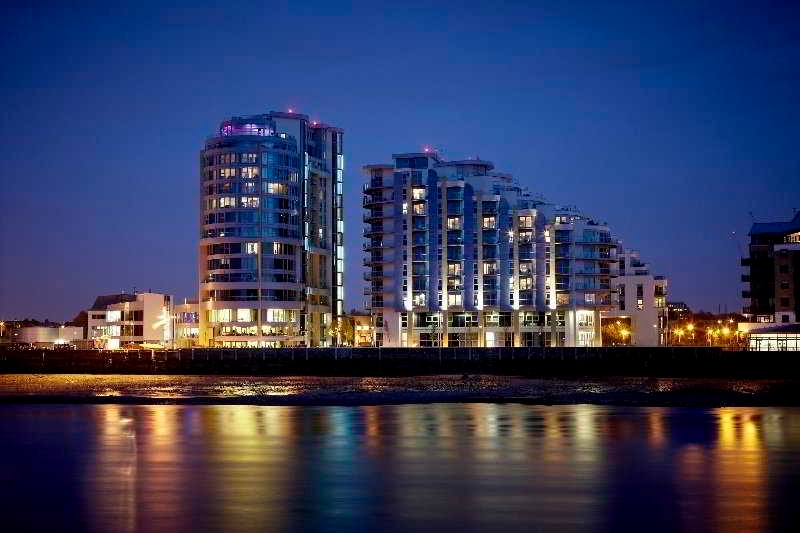 PERM CLOSED Crowne Plaza London-Battersea