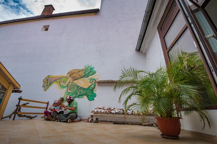 Mountain Tale - Hostel