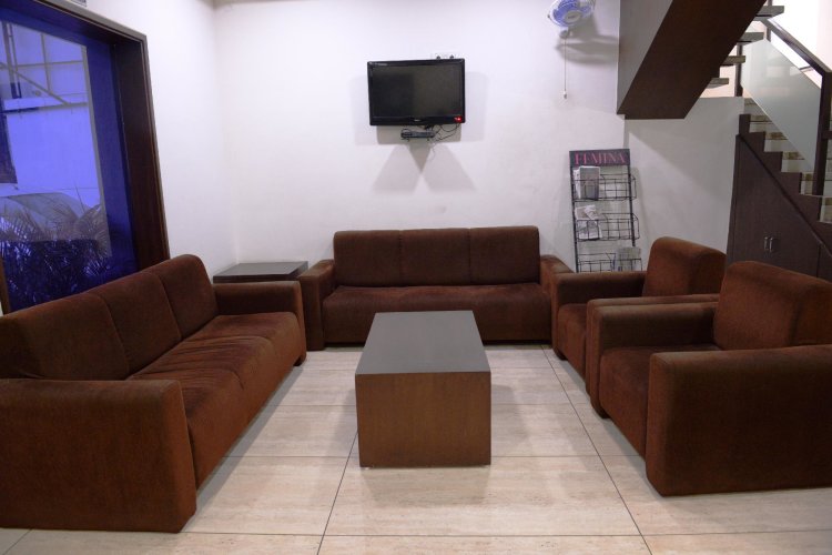 Hotel Palm View Residency