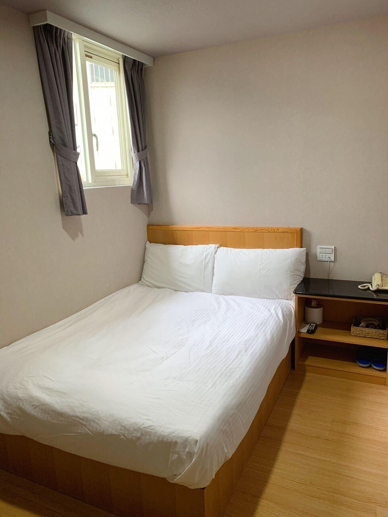 Xian Du Zhuang Hotel