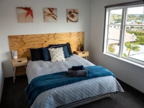 Surf N Stay Whangamata - Hostel