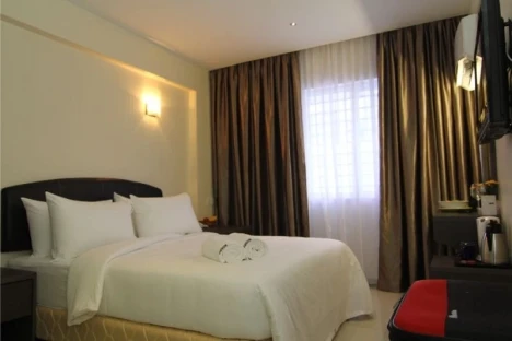 Sunbow Hotel Residency