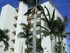 Sun Tower Hotel & Suites on the Beach