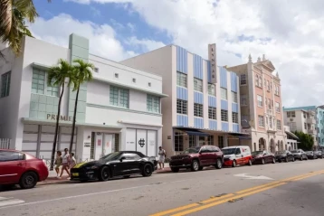 12th & Ocean By Luxurban Trademark Collection
