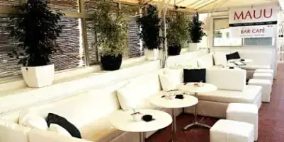 MAUU Bar Café
