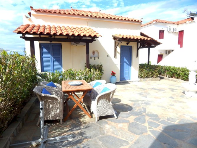Aquarius Village Agistri